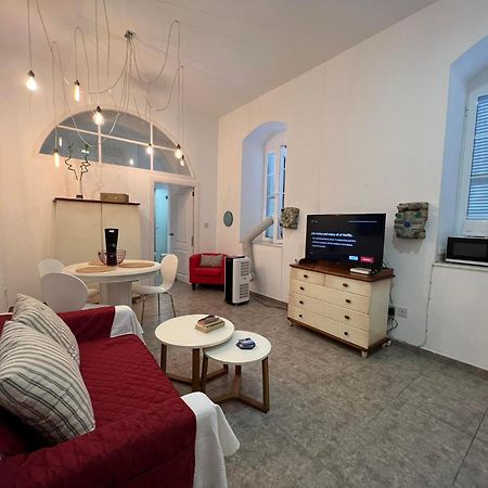 Budget-Friendly 1Br In The City Center Gibraltar Exteriör bild