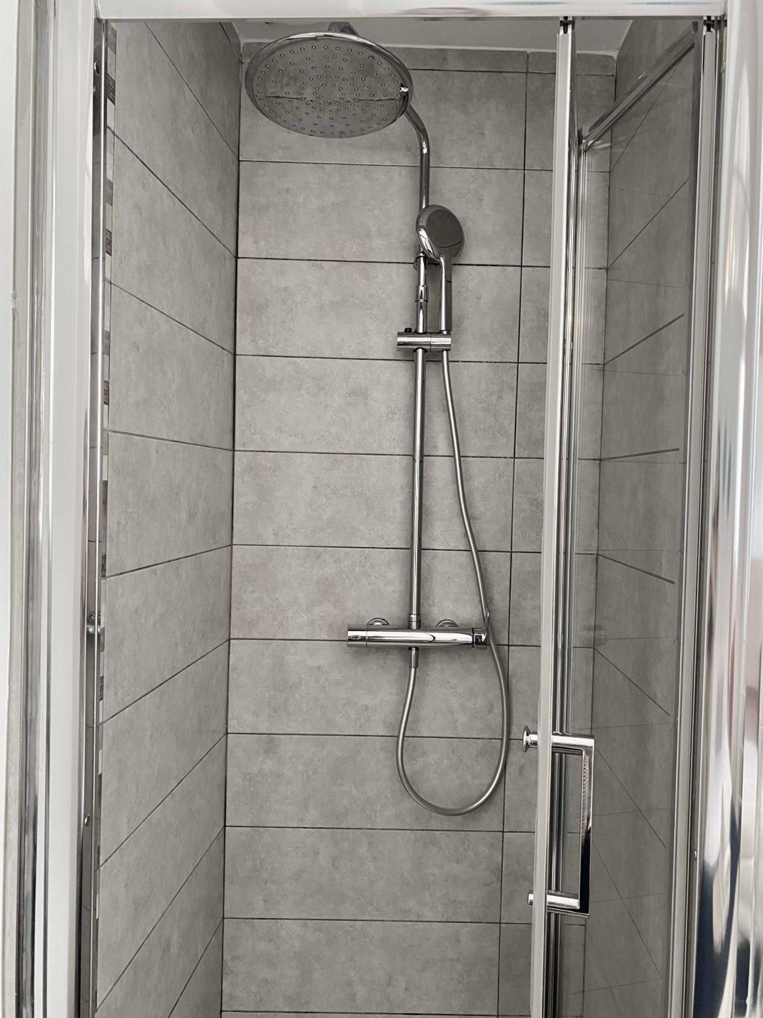 Budget-Friendly 1Br In The City Center Gibraltar Exteriör bild